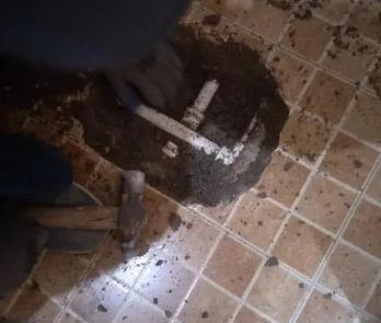 翁源卫生间漏水维修公司为您分享下卫生间渗水如何处理及注意事项